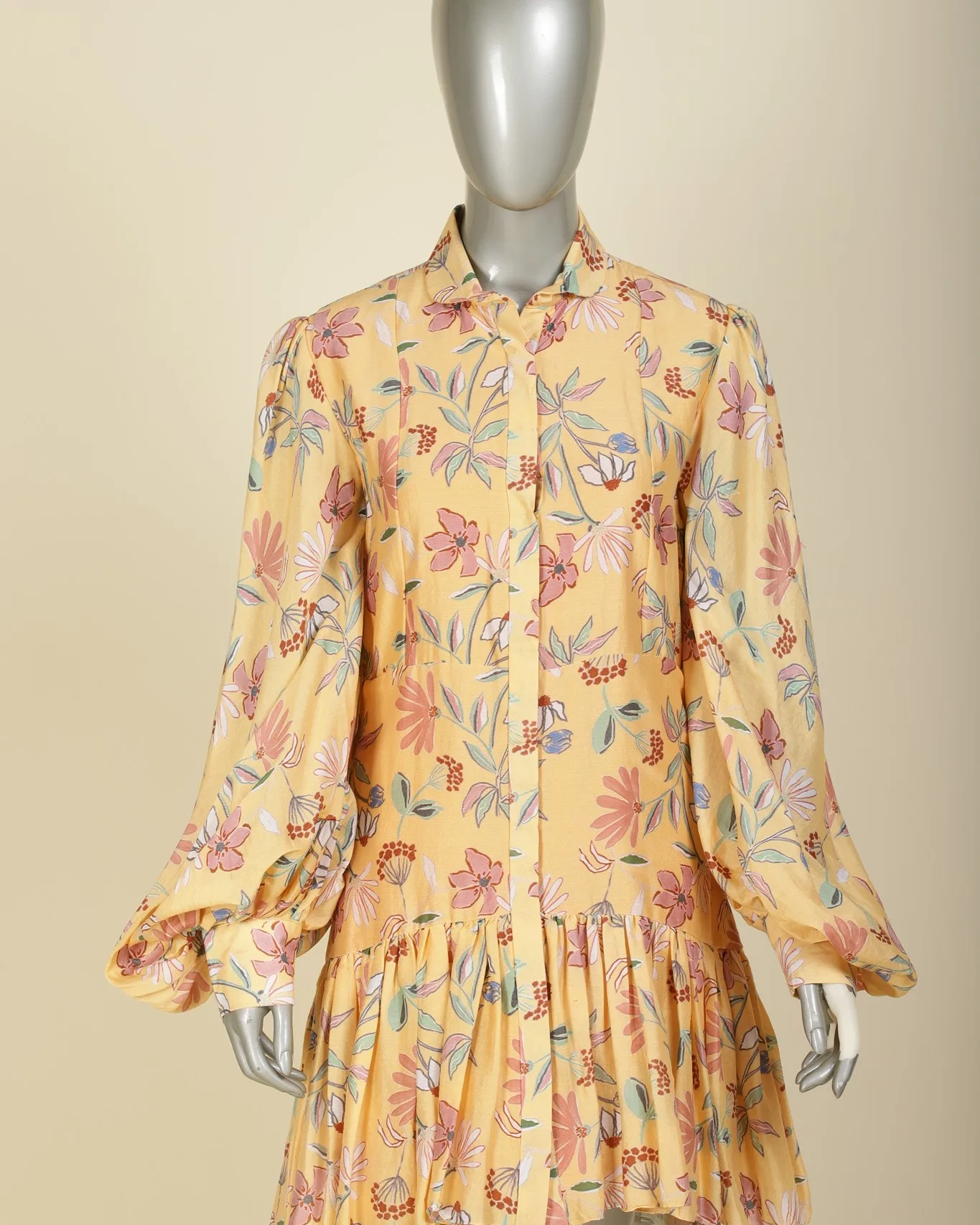 product photo before ghost mannequin ai