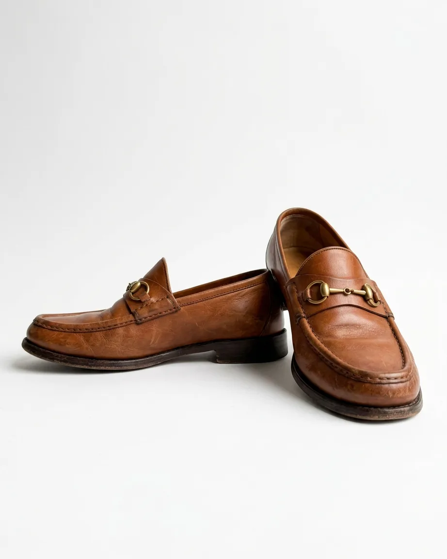 AI footwear marketplace listing, finished frame